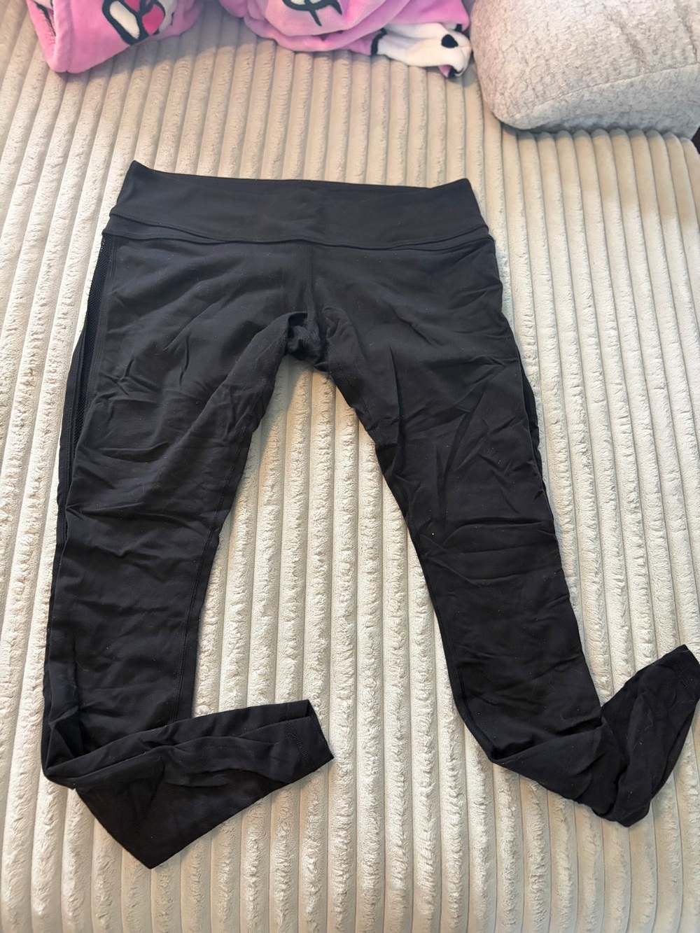 lululemon athletica Black Women's Leggings low rise Wunder under